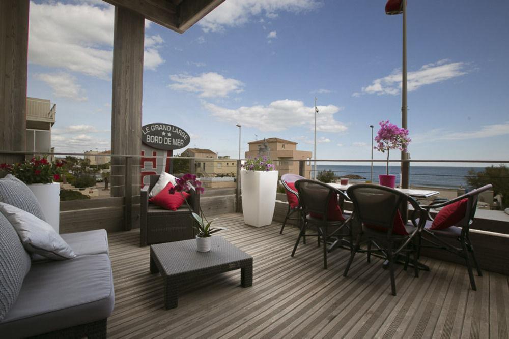 Le Grand Large Bord De Mer Hotel & Appartements パラヴァ・レ・フロ エクステリア 写真