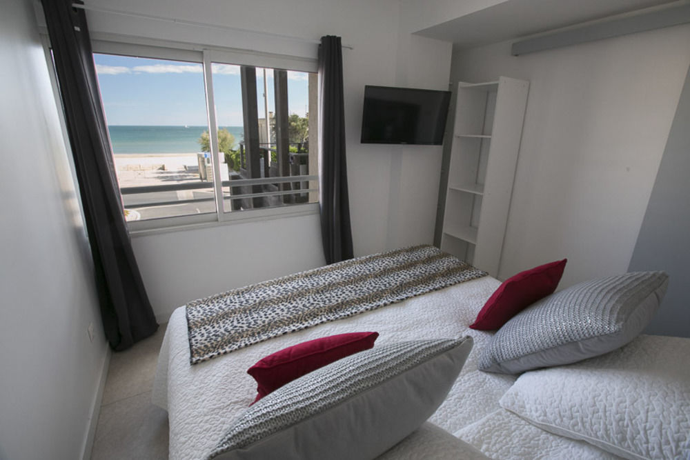 Le Grand Large Bord De Mer Hotel & Appartements パラヴァ・レ・フロ エクステリア 写真